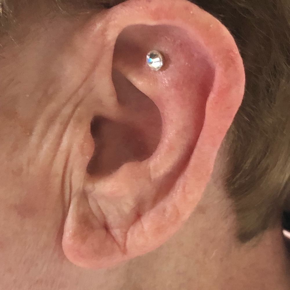 Earring Magnet Acupressure Diamond Like Crystal